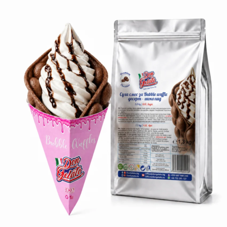 Bubble Waffle cu ciocolată Don Gelato, cu înghețată moale și sos de ciocolată în suport roz din hârtie