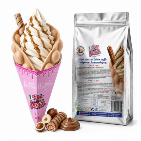 Bubble Waffle cu cremă de alune Don Gelato, cu înghețată moale într-un suport roz din hârtie