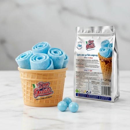 Înghețată thailandeză gumă albastră Don Gelato servită în cupă cu rulouri albastre cremoase